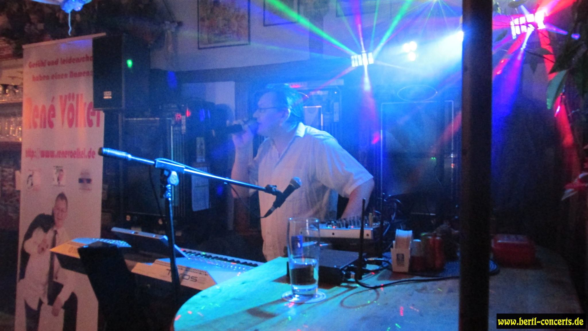 René Völkel Live 01